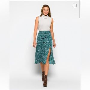 Saige Eco Pleated MIDI Skirt